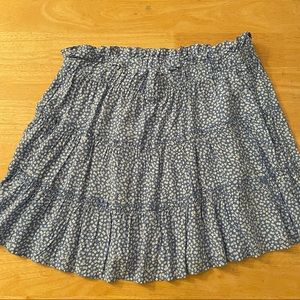 Women’s floral mini skirt